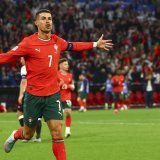 Un 137e but en sélection pour Cristiano Ronaldo. KEYSTONE/EPA/ANNA SZILAGYI